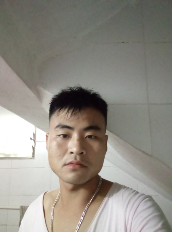 落叶知秋的第一张照片--泰宁相亲网