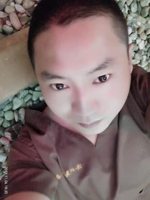 红枫叶的第一张照片--泰宁相亲网