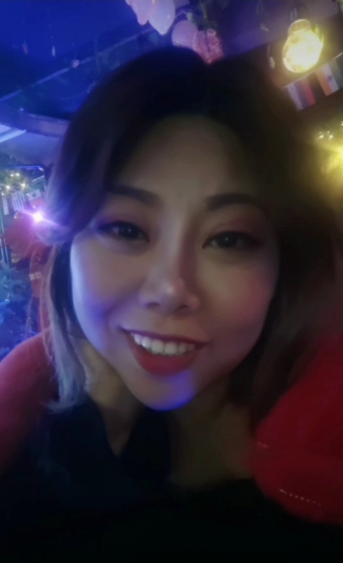 收快递的费仙女的第一张照片--泰宁相亲网