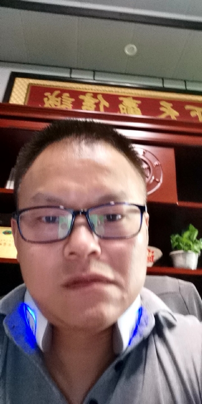 模具工匠的第一张照片--泰宁相亲网