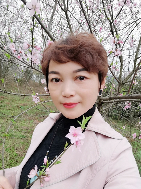 转角遇到你的第一张照片--泰宁相亲网