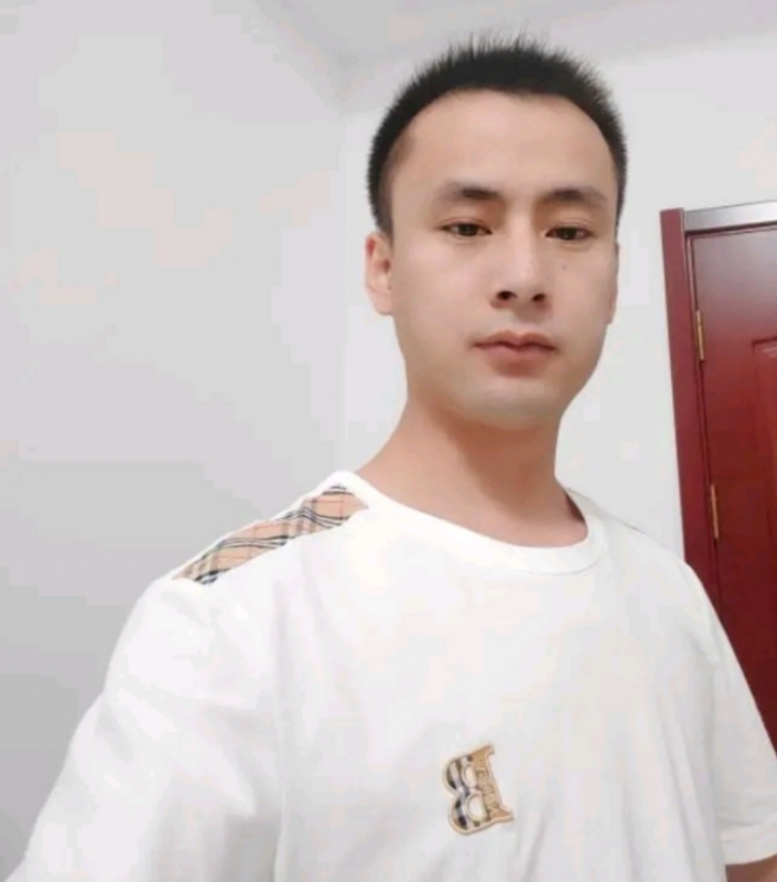 海阔天空的第一张照片--泰宁相亲网