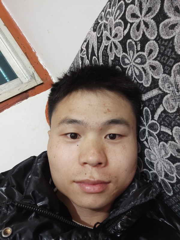 麒麟区幼儿园扛把子的第三张照片--泰宁相亲网